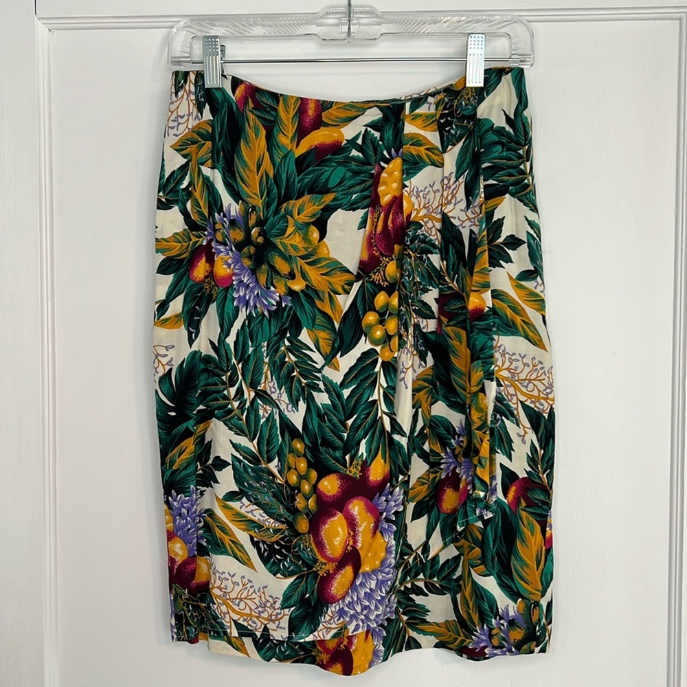 Floral Tropical Print Midi Skirt in Green and Cream